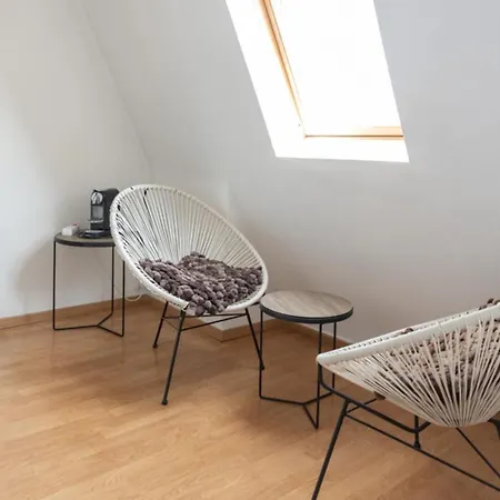 Nice Design Studio Next To The Gare De L'Est